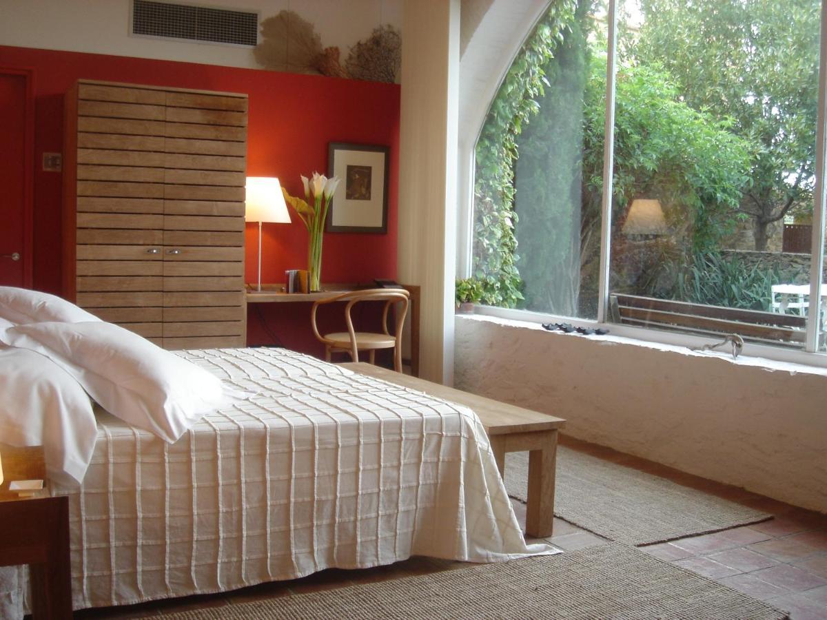 Hotel Canaleta Heras Espolla Екстер'єр фото
