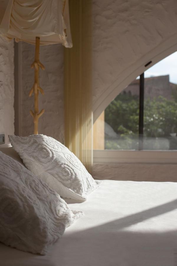 Hotel Canaleta Heras Espolla Екстер'єр фото