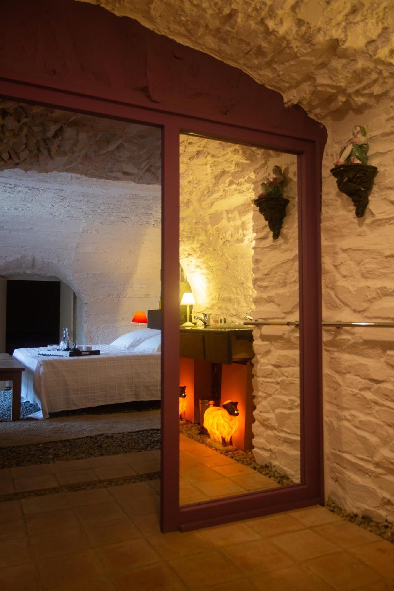 Hotel Canaleta Heras Espolla Екстер'єр фото